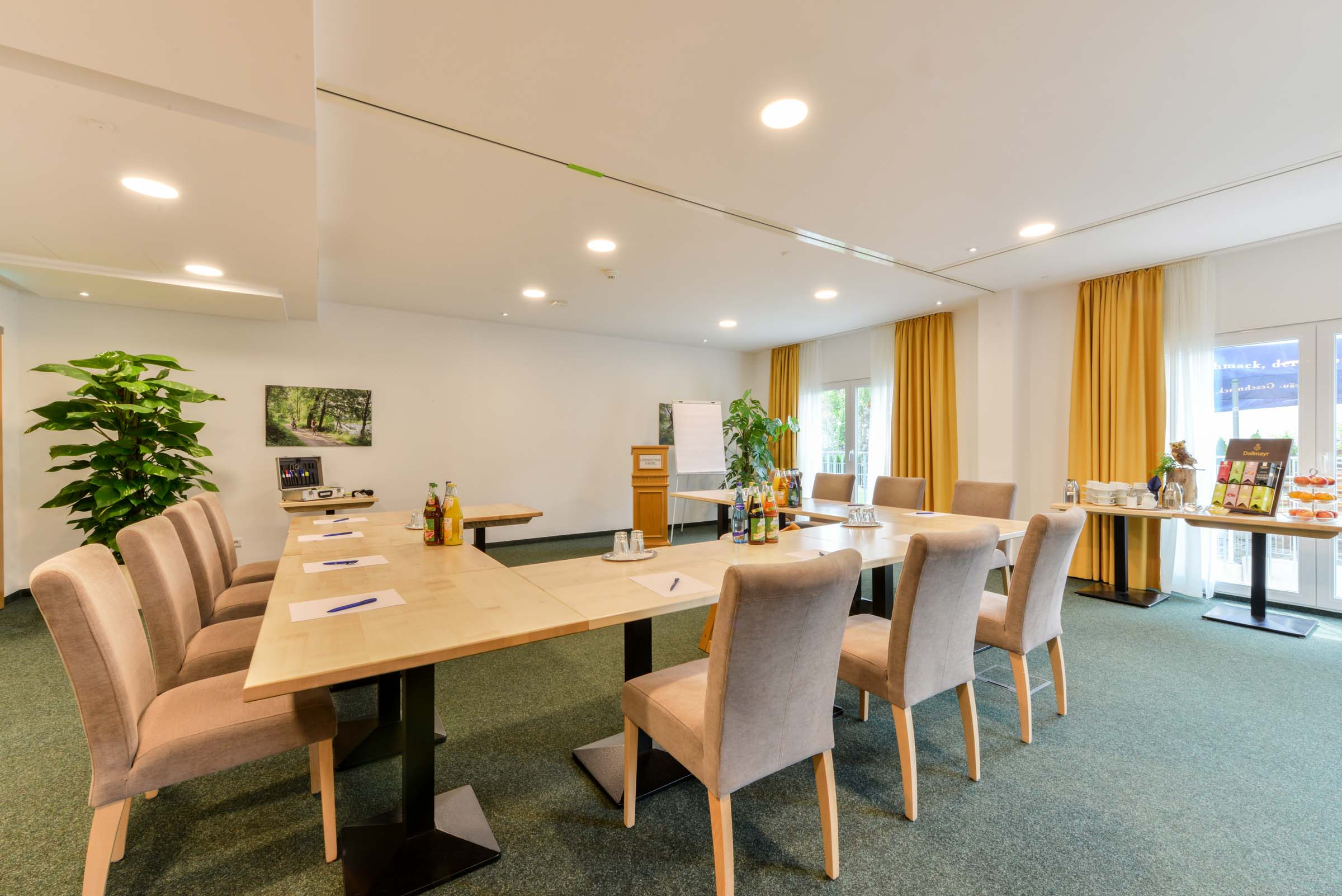 Conference room and board at Munich Airport